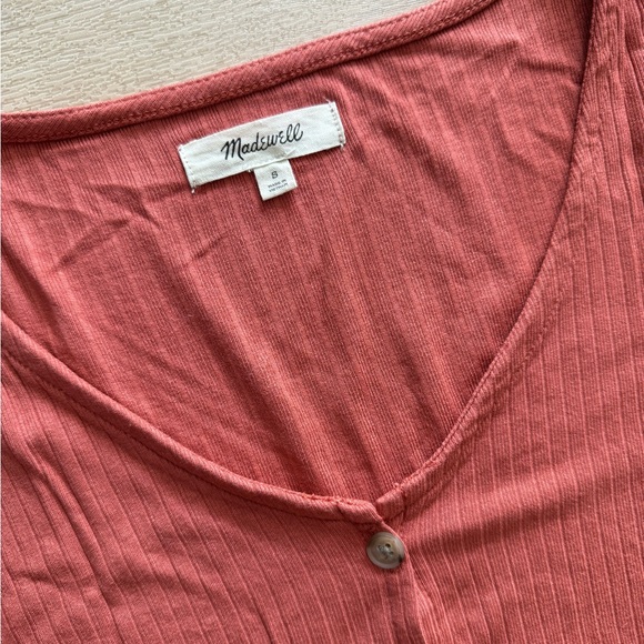 Madewell v-neck ribbed button henley ruffled short-sleeve t-shirt - Picture 2 of 6